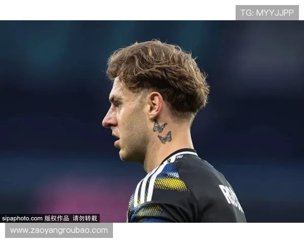 曼城19岁中场埃切维里租借加盟吉罗纳开启新征程